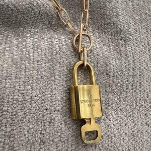 Louis Vuitton Gold Cadenas